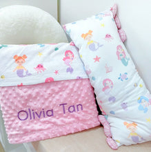 将图片加载到图库查看器,Junior+ Cuddly Bundle