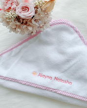 Load image into Gallery viewer, Little Hooded Towel